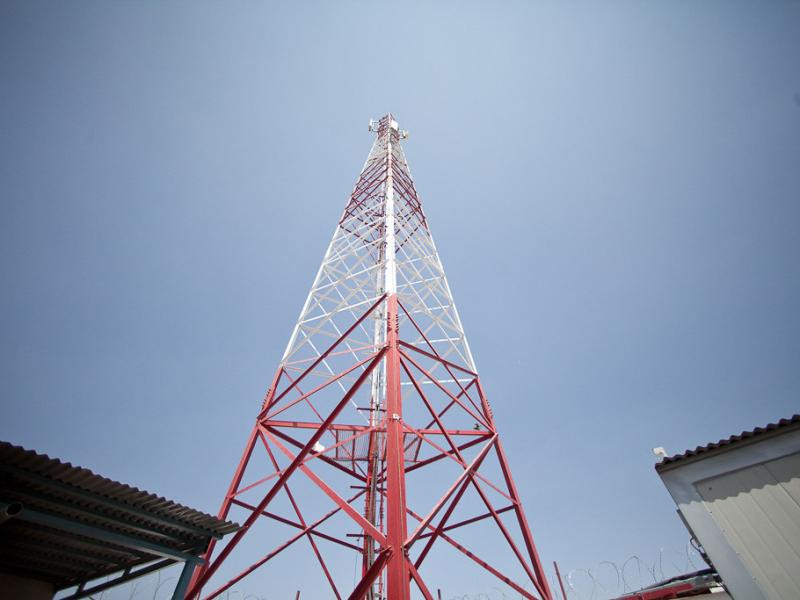 Installation worker (communications)